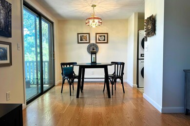 855 W Main St unit 8, Hyannis, MA 02601 - photo 4