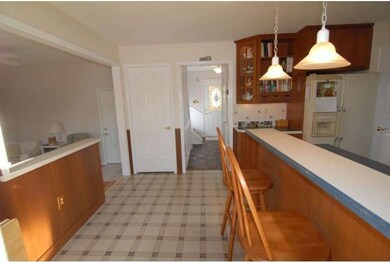 1901 Stratton Dr, Harleysville, PA 19438 - photo 4