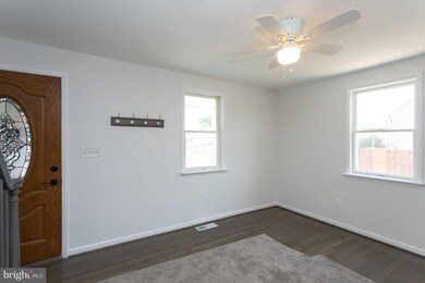 1706 Brookview Rd, Dundalk, MD 21222 - photo 5