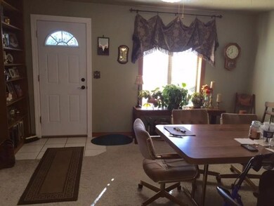 310 E Illinois St, Hooker, OK 73945 - photo 2