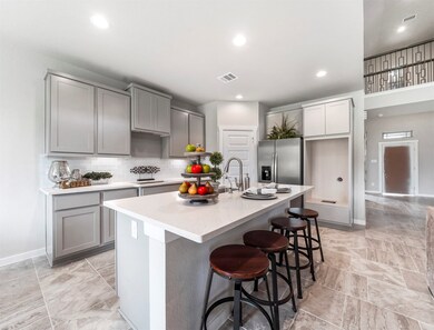 2616 Friendship Ln, Friendswood, TX 77546 - photo 2