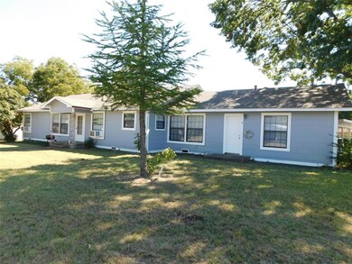 1602 E Nall St unit B, Sherman, TX 75090 - photo 2