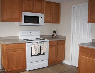 1377 Hamilton St, Jacksonville, FL 32205 - photo 2