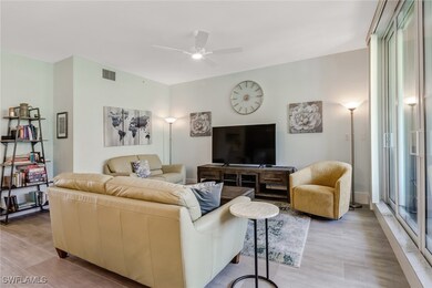 401 Bayfront Place unit 3306, Naples, FL 34102 - photo 4
