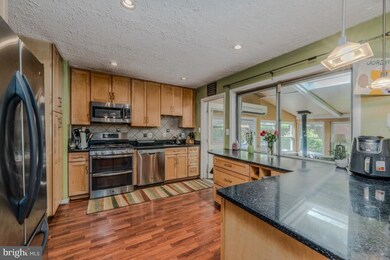 5409 Parkvale Terrace, Rockville, MD 20853 - photo 2