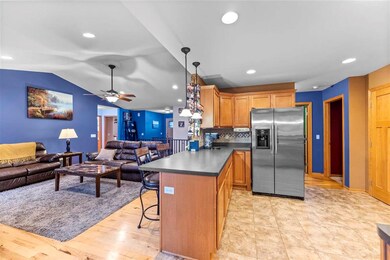 N8080 Smith Rd, Brooklyn, WI 53521 - photo 5