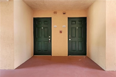 1610 N 42nd Cir unit 207, Vero Beach, FL 32967 - photo 4