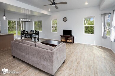 09-living room_IMG_7995