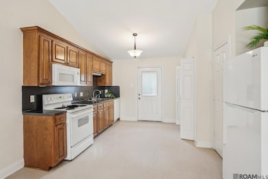 404 E Beech St, Ponchatoula, LA 70454 - photo 3