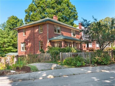 Extra parking space on the side of home