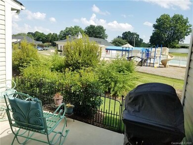 105 Brookshire Ln unit E, Statesville, NC 28677 - photo 6