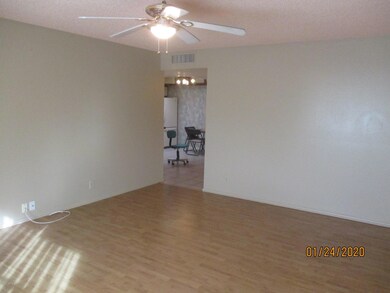 Living Room (2)