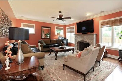 147 N Walnut St, Elmhurst, IL 60126 - photo 5