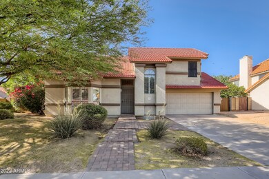 02 Exterior Front