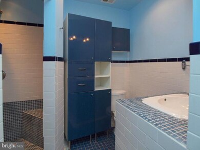 9209 Ox Rd, Lorton, VA 22079 - photo 4