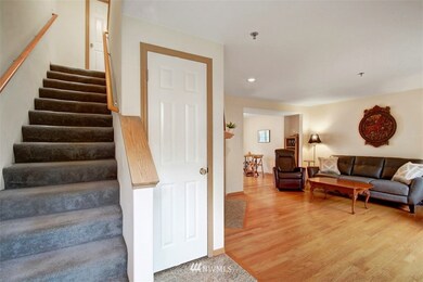 8106 242nd St SW unit D, Edmonds, WA 98026 - photo 3
