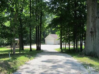 2681 W Division Rd, Huntington, IN 46750 - photo 2