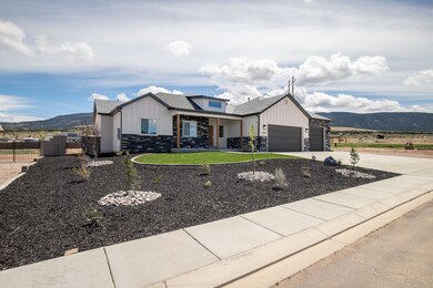 4240 N Tomahawk Dr unit Lot 6, Enoch, UT 84721 - photo 5