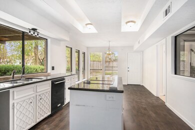 7935 Green Lawn Dr, Houston, TX 77088 - photo 3