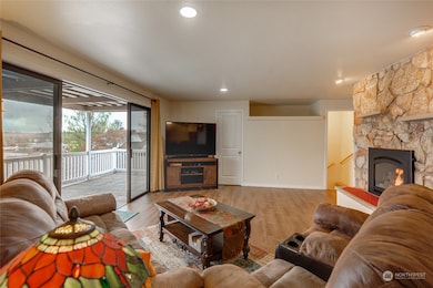 829 SE Adams Ave, Chehalis, WA 98532 - photo 6