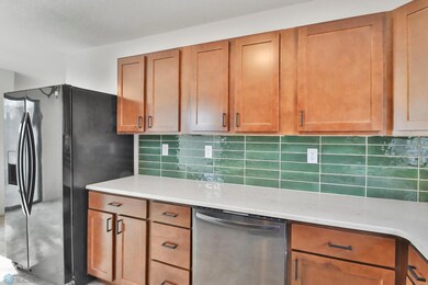 Kitche1_4.JPG