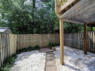 3610 Buckeye Ct, Fairfax, VA 22033 - photo 7