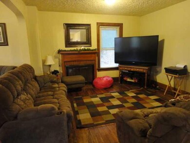 Family Room.