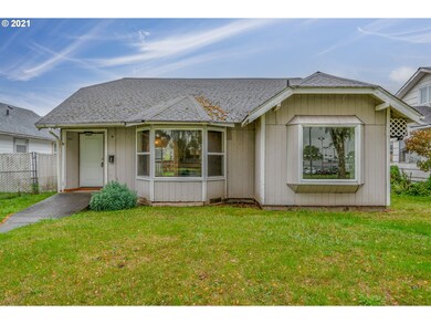 551 Oregon Way, Longview, WA 98632 - photo 2