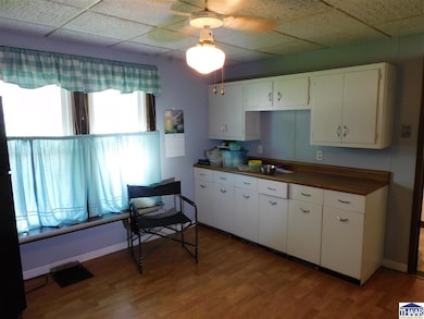 1059 Blackman St, Clinton, IN 47842 - photo 7