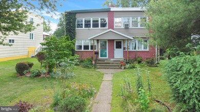 850 Wedgewood Dr, Lansdale, PA 19446 - photo 2