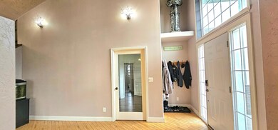 2 story entryway