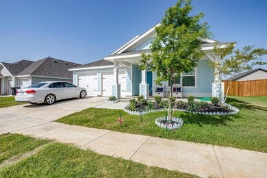 621 Mayfield Dr, Cleburne, TX 76031 - photo 3