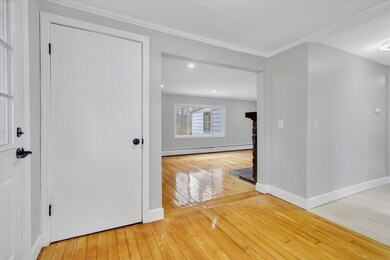78 Lincoln St, West Springfield, MA 01089 - photo 5