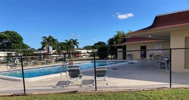 1891 SW 84th Ave, Davie, FL 33324 - photo 4