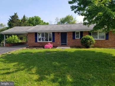 135 Zeiler Dr, Martinsburg, WV 25404 - photo 2