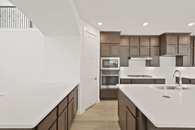 26328 Golden Pass Loop, Montgomery, TX 77316 - photo 4