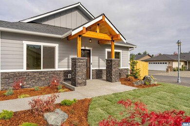 390 Broadmoor St, Sequim, WA 98382 - photo 2