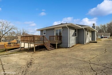 2132 SE 8th St, Des Moines, IA 50315 - photo 3