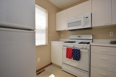 Kitchen (2)