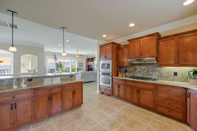 15845 Highland Cir, Redding, CA 96001 - photo 6
