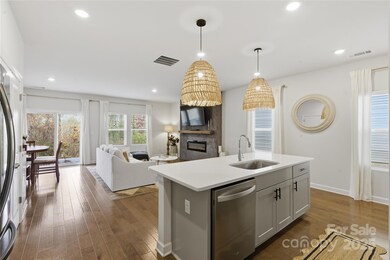 3528 Auburn Curb Rd, Charlotte, NC 28217 - photo 7