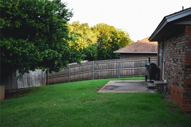 1104 David Rd, Moore, OK 73160 - photo 3