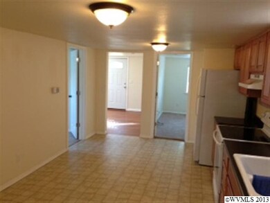 Kitchen/Dining Room| Looking towards entry way and