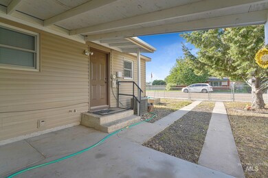 523 Banner St, Nampa, ID 83686 - photo 7