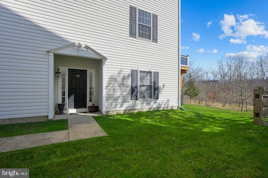 117 Pumpkin Patch Ln, Hockessin, DE 19707 - photo 2