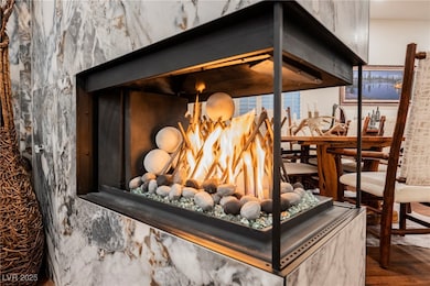 1613 Hidden Spring Dr, Las Vegas, NV 89117 - photo 3