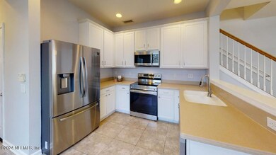 13494-Stone-Pond-Dr-Kitchen
