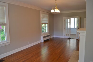 Nice crown molding and high ceilings.