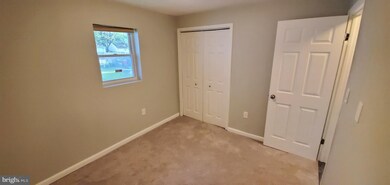 512 Cedarleaf Ave, Capitol Heights, MD 20743 - photo 7