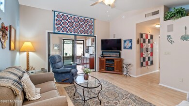 06-Living Area